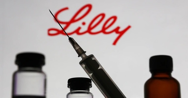 سهم Eli Lilly (LLY)